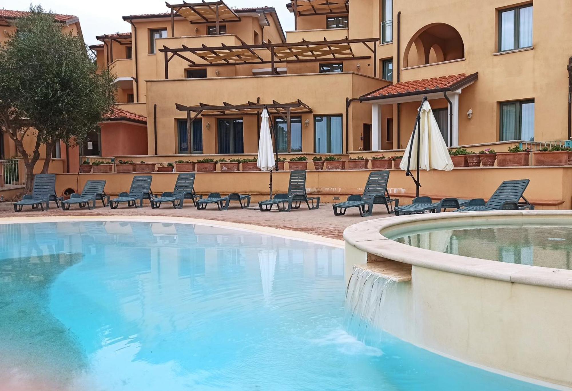 Al 4 Della Pergola Apartment กาโว ภายนอก รูปภาพ